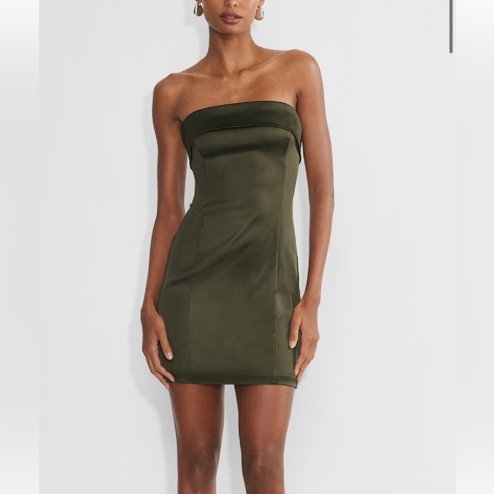 Sage Green Aritzia Strapless Dress